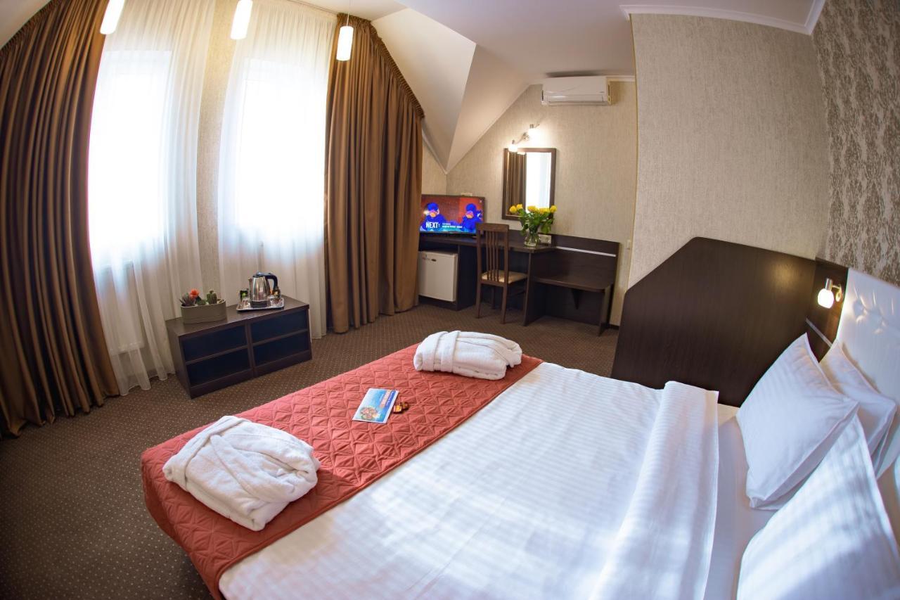 Kiev 365 Park Hotel Sofiivska Borshchahivka Extérieur photo
